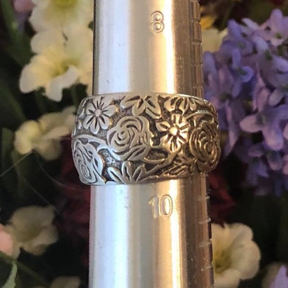 Silpada .925 sterling silver floral garden ring - Picture 5 of 7